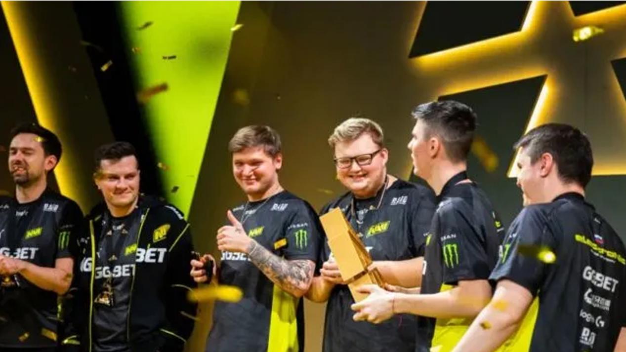 比斯利的特 比斯利的特