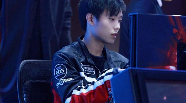 全球政坛的 全球政坛的