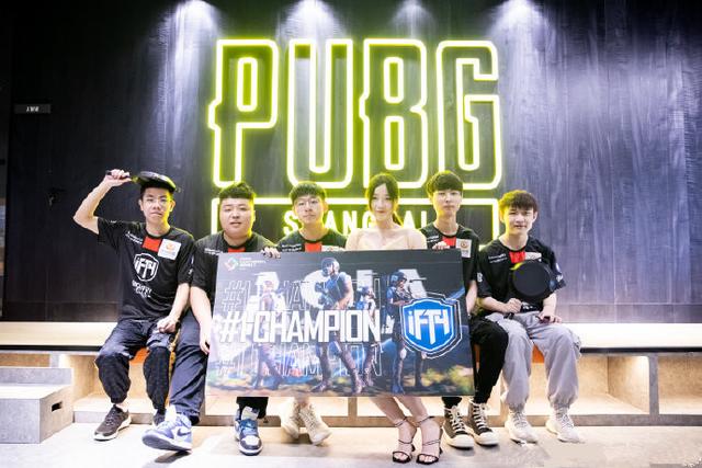 我们可以看 我们可以看